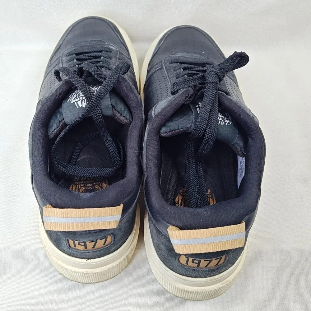 Le Tigre Midtown Low Sneakers Women's  8M Black Leather‎ Platform Shoes